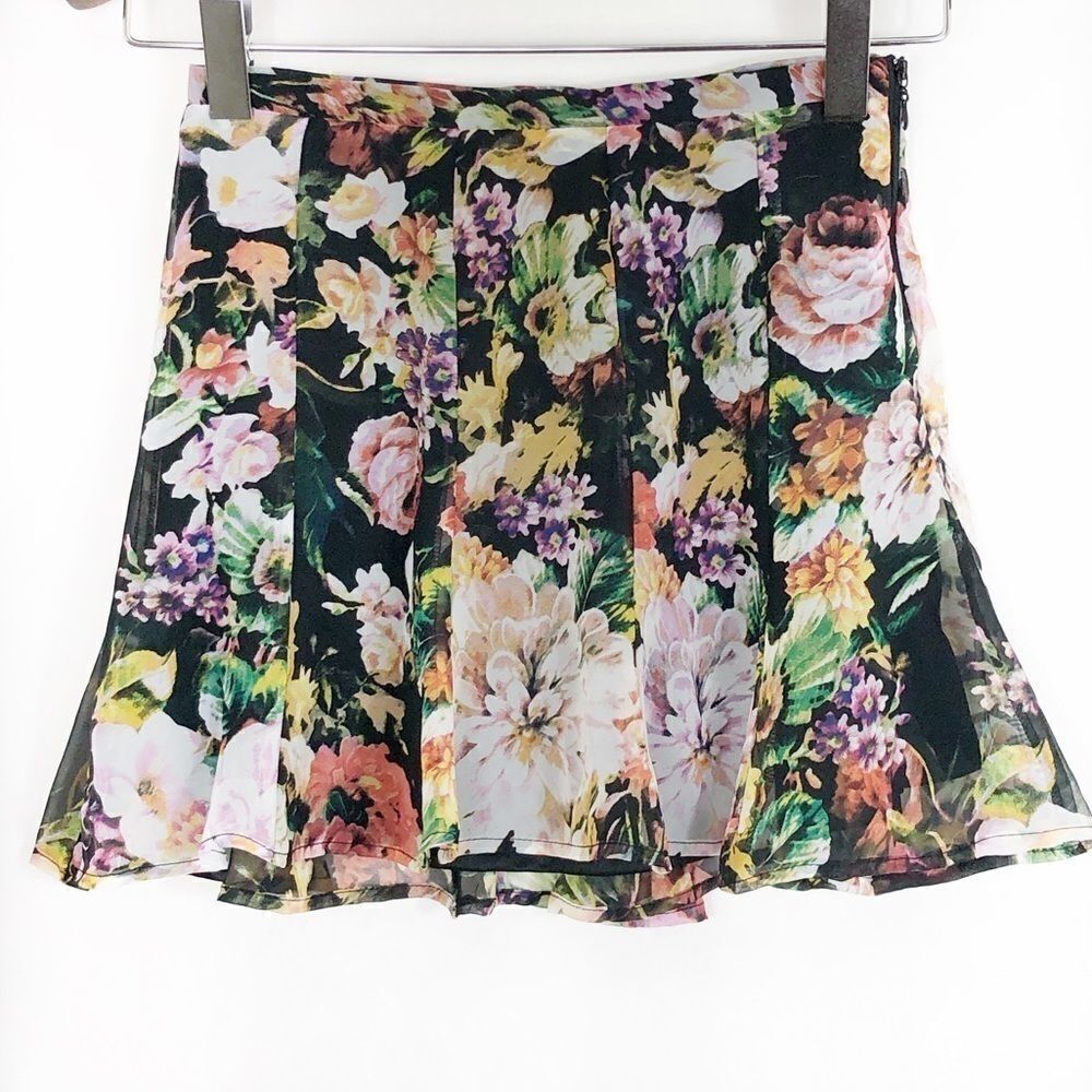 Show Me Your Mumu | Madame Fleur Skater Skirt - Picture 1 of 4
